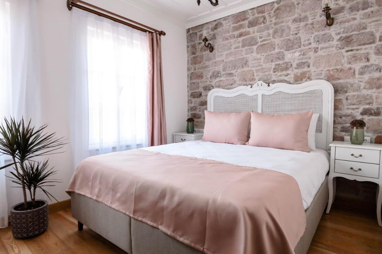 Baris Otel Cunda Ayvalik Luaran gambar