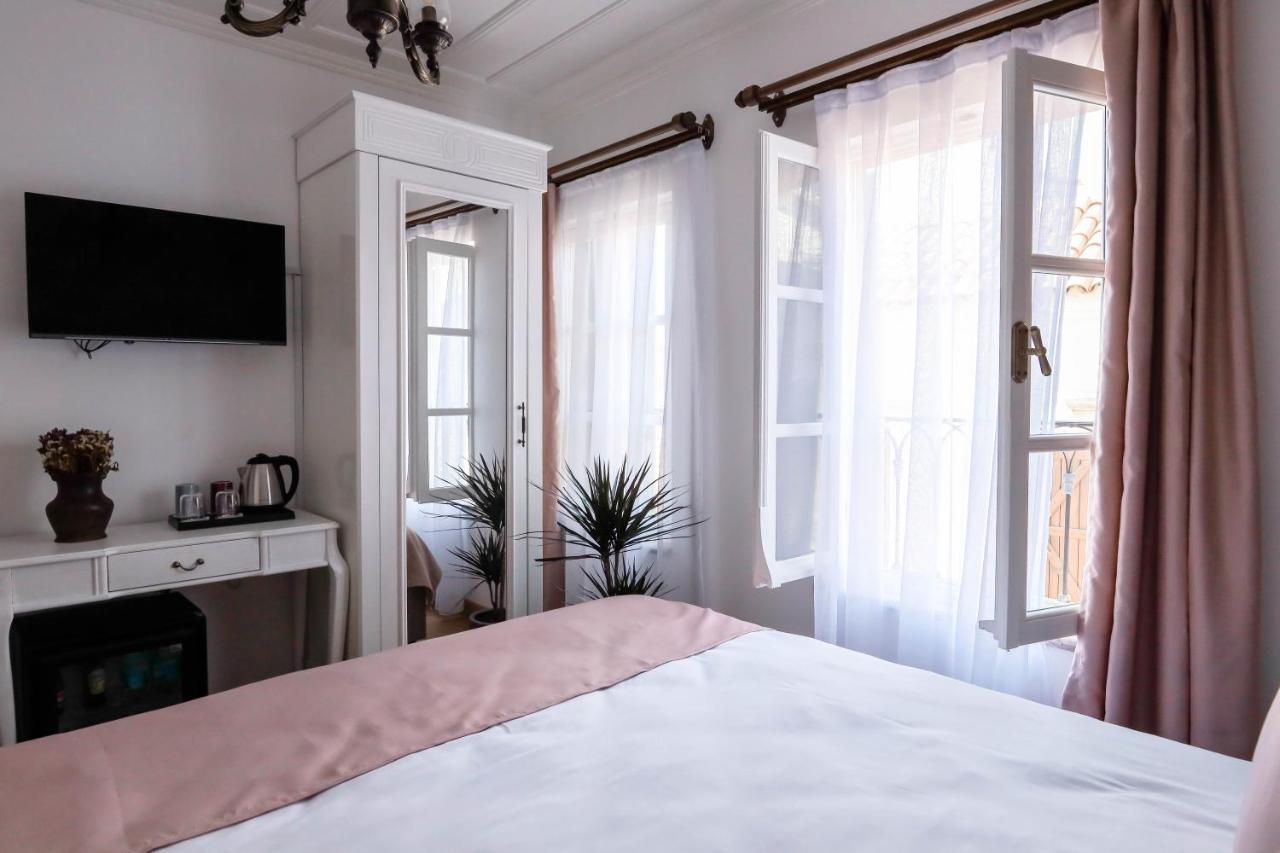 Baris Otel Cunda Ayvalik Luaran gambar
