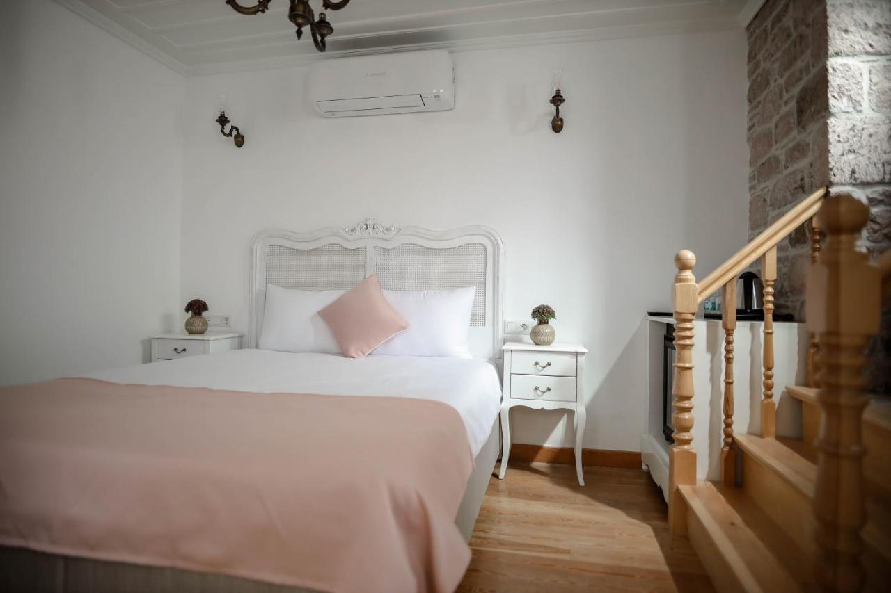 Baris Otel Cunda Ayvalik Luaran gambar