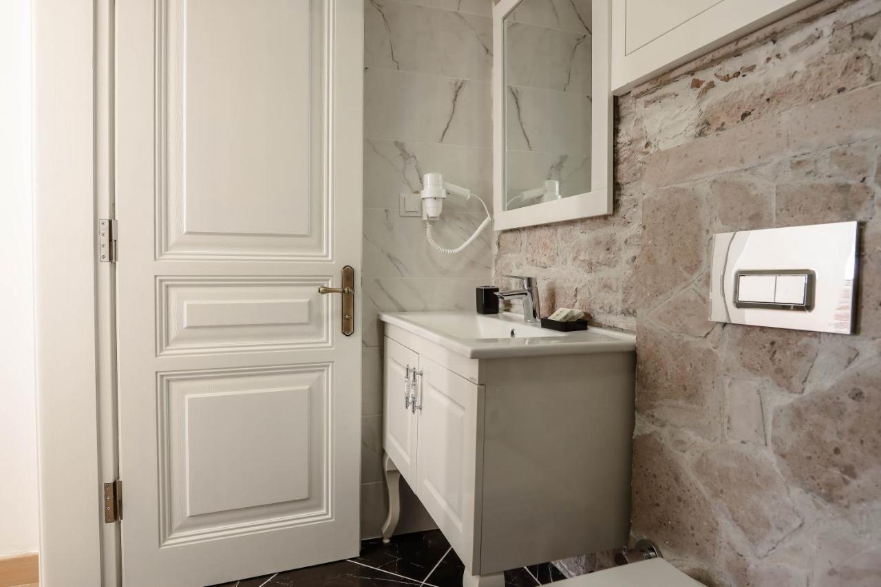 Baris Otel Cunda Ayvalik Luaran gambar